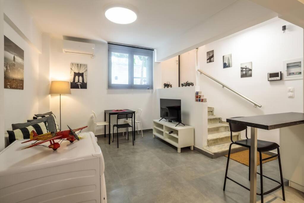 Hilton Area Brand New Comfortable Apartment 雅典 外观 照片